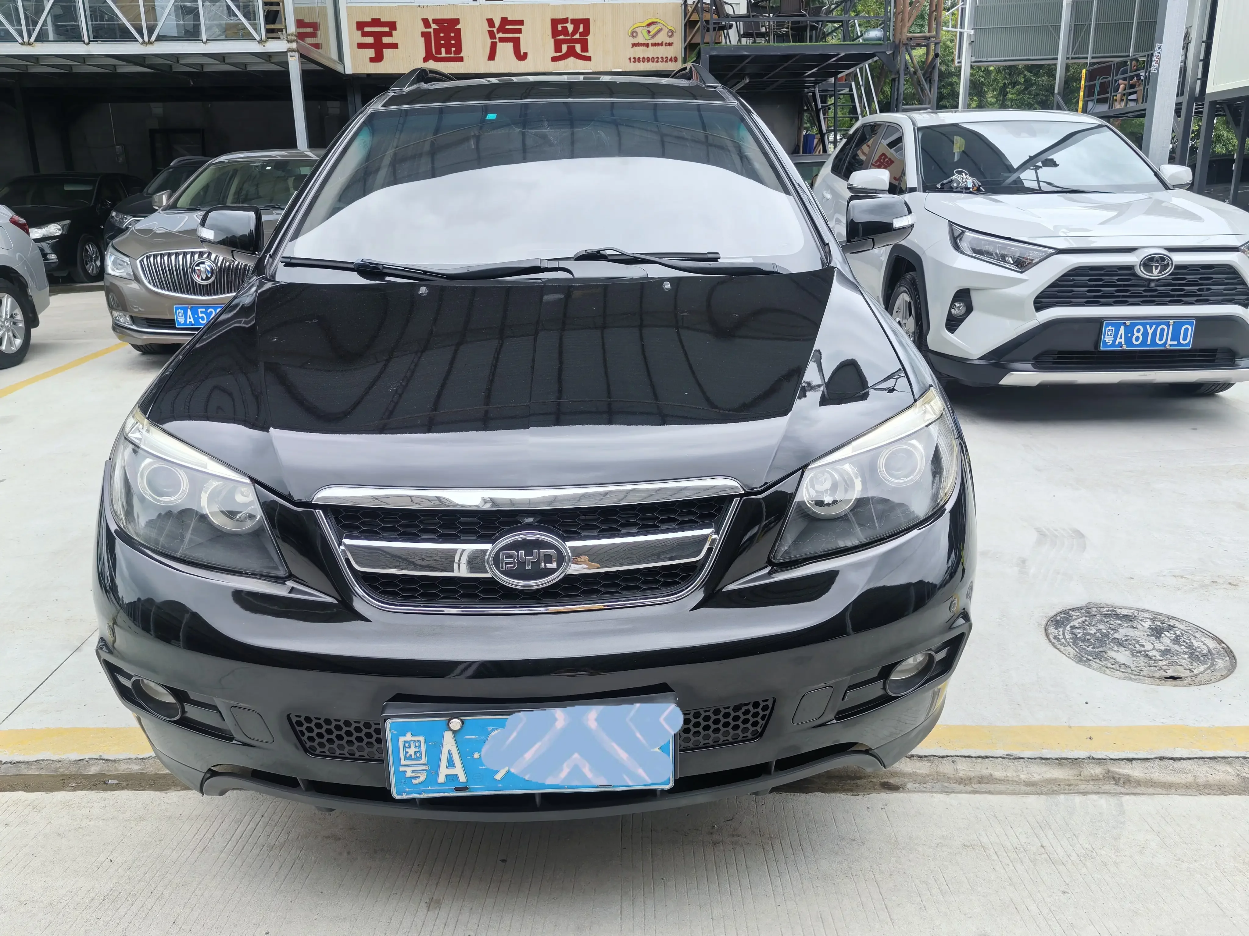 BYD S6