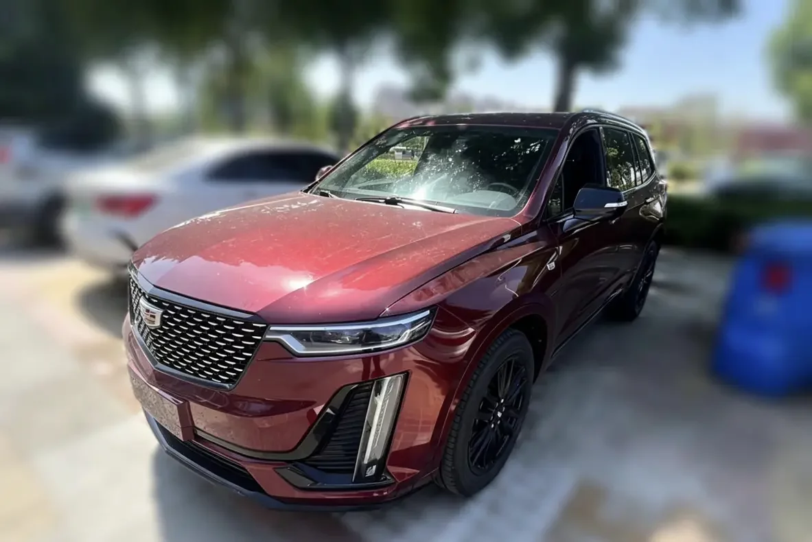 Cadillac XT6