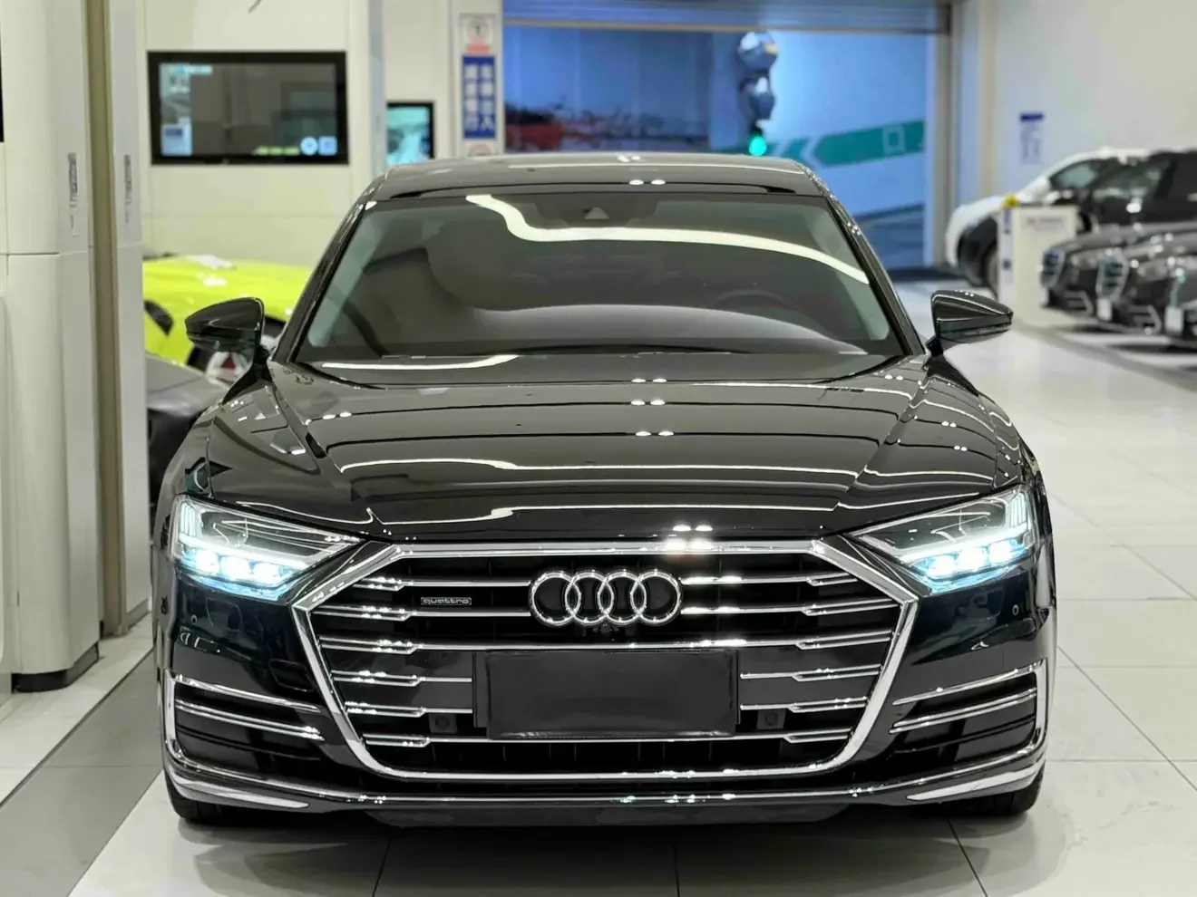 Audi A8