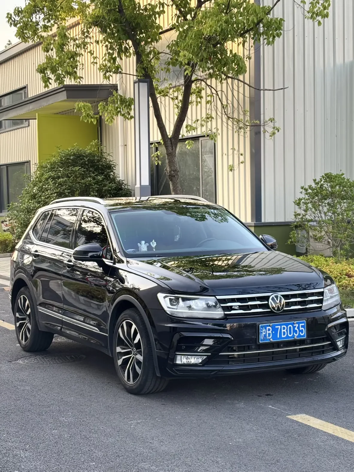 Volkswagen Tiguan L