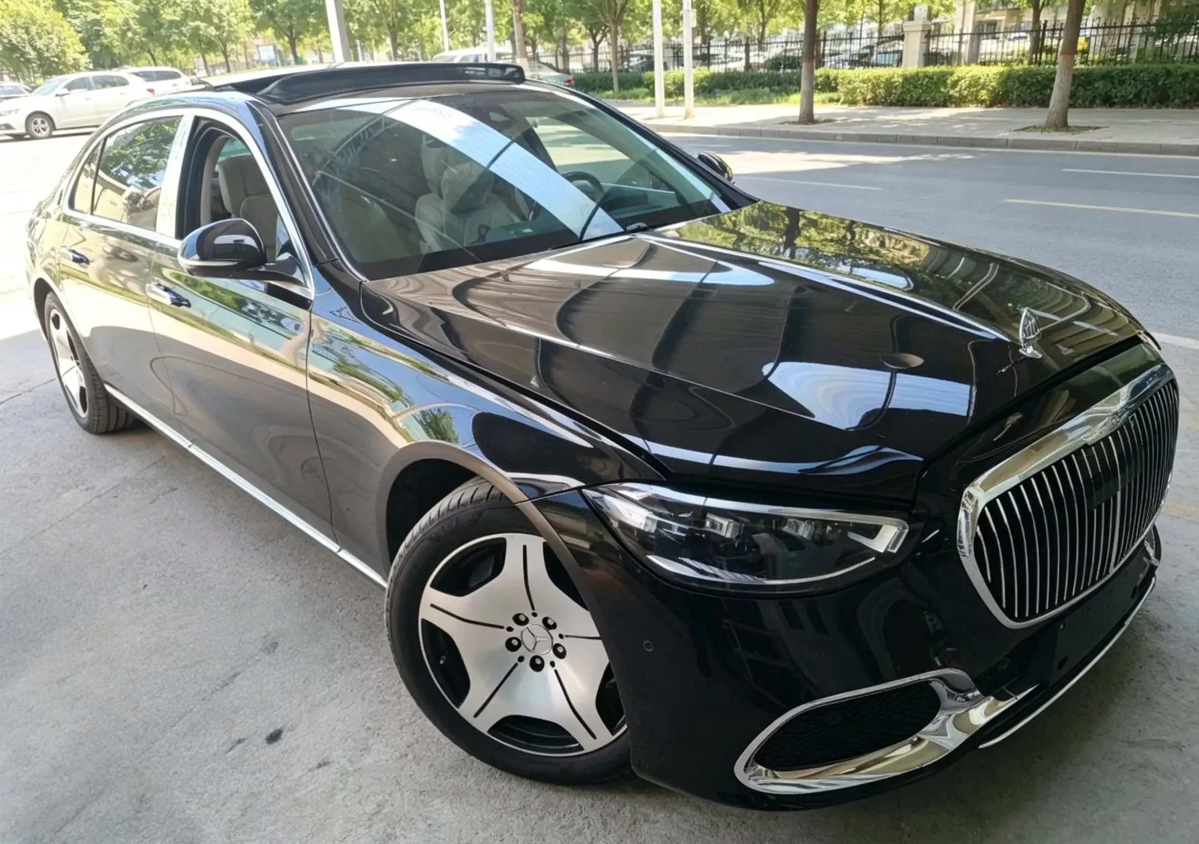 Mercedes-Benz Maybach S-Class