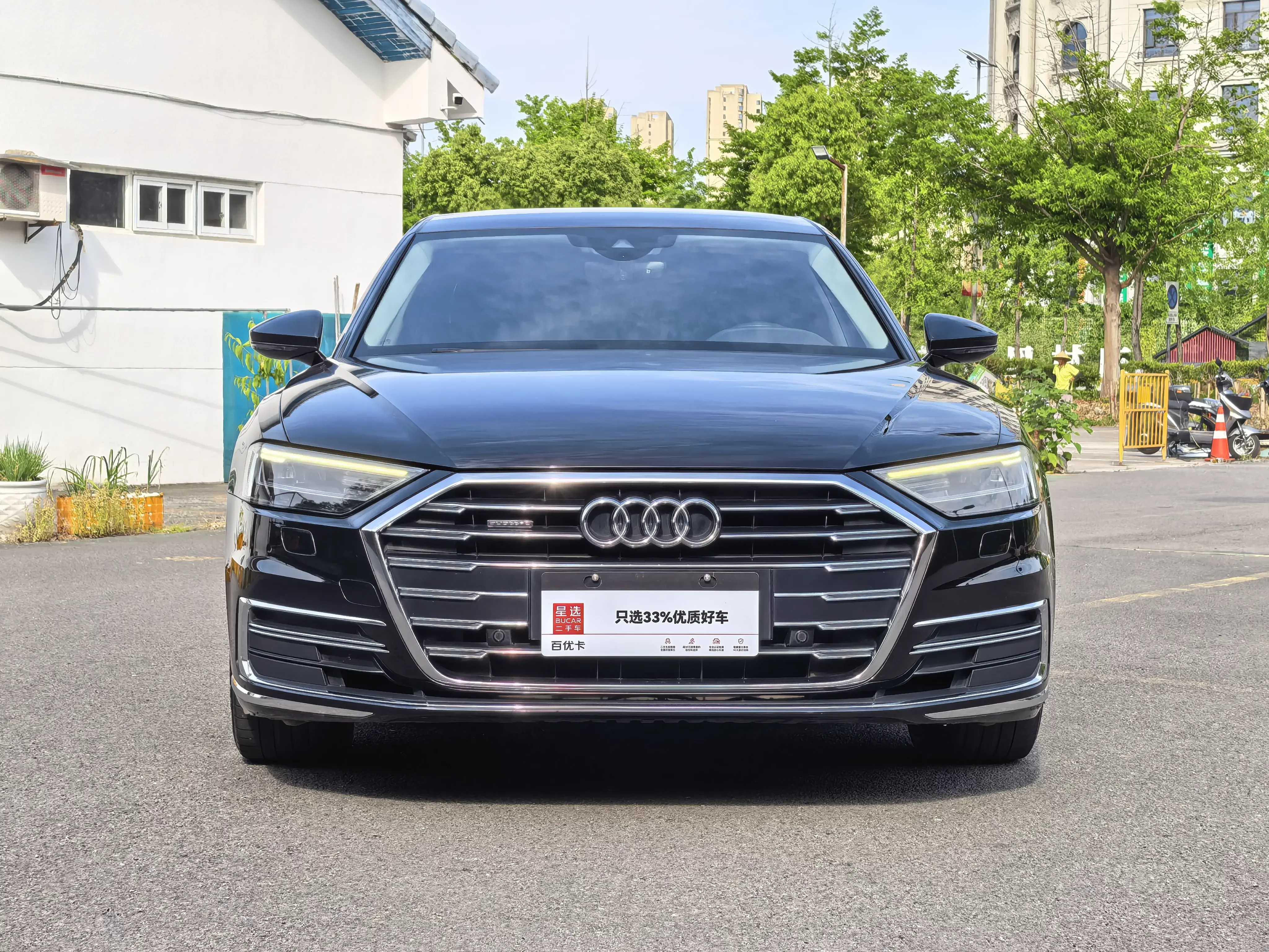 Audi A8