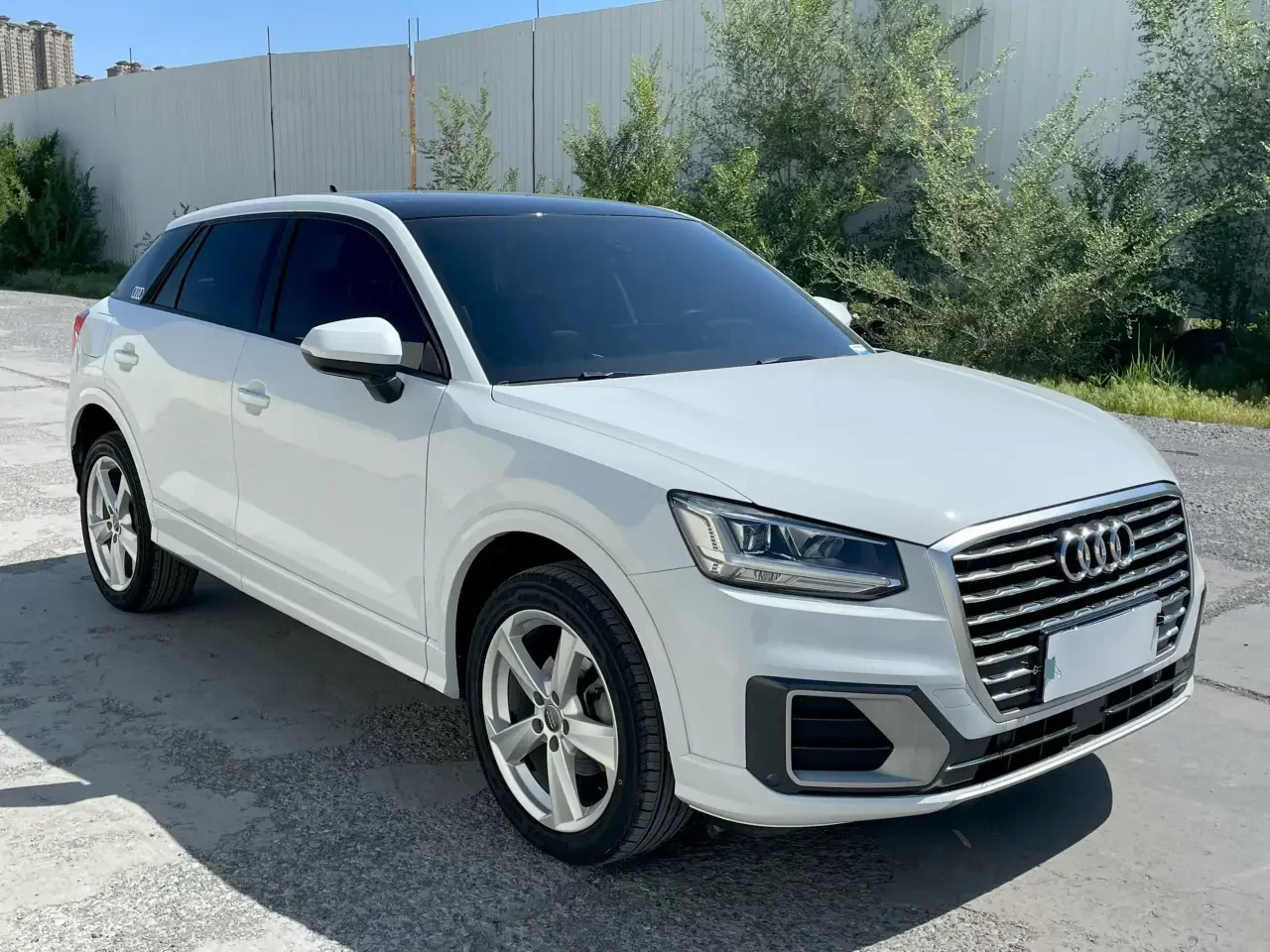 Audi Q2L