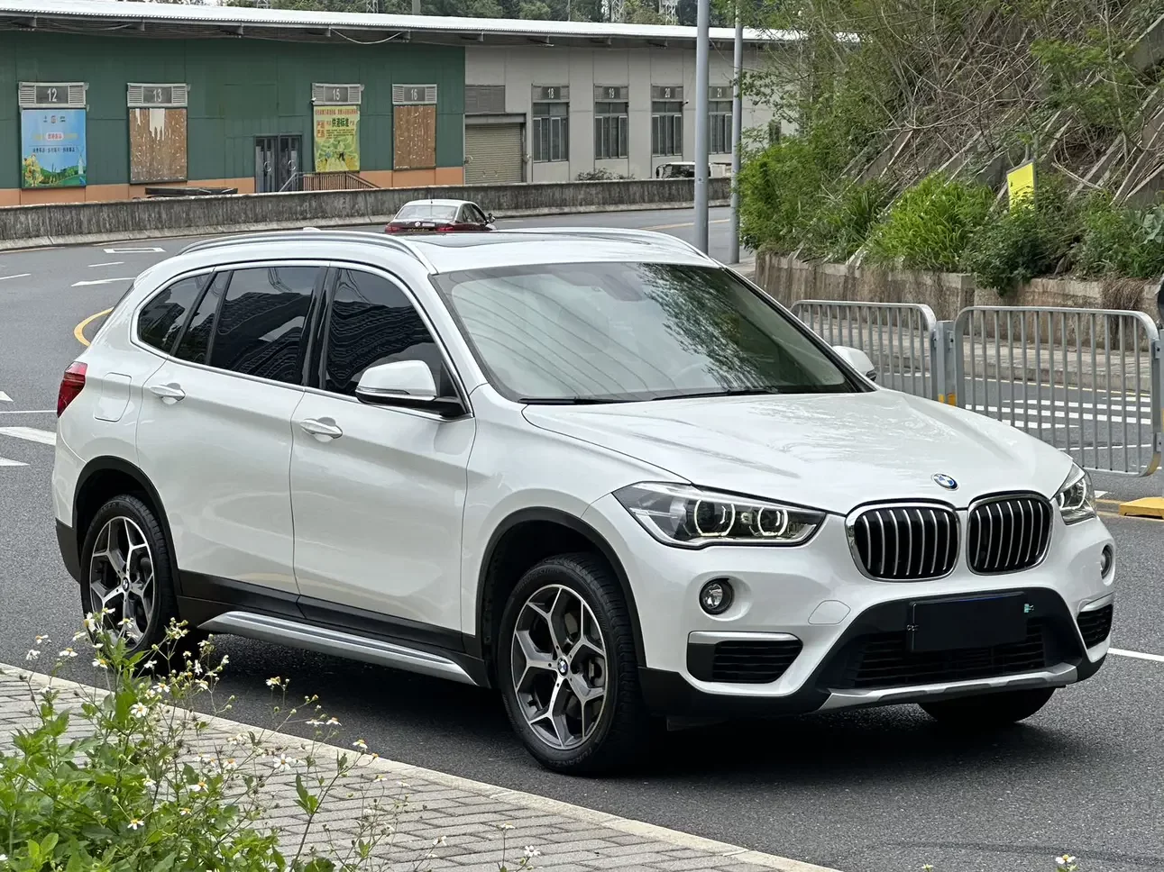 BMW X1