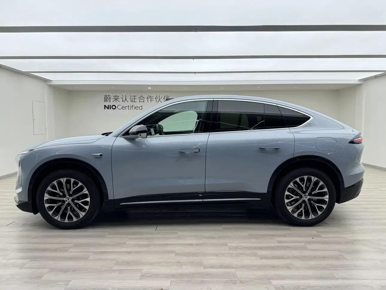 NIO EC6
