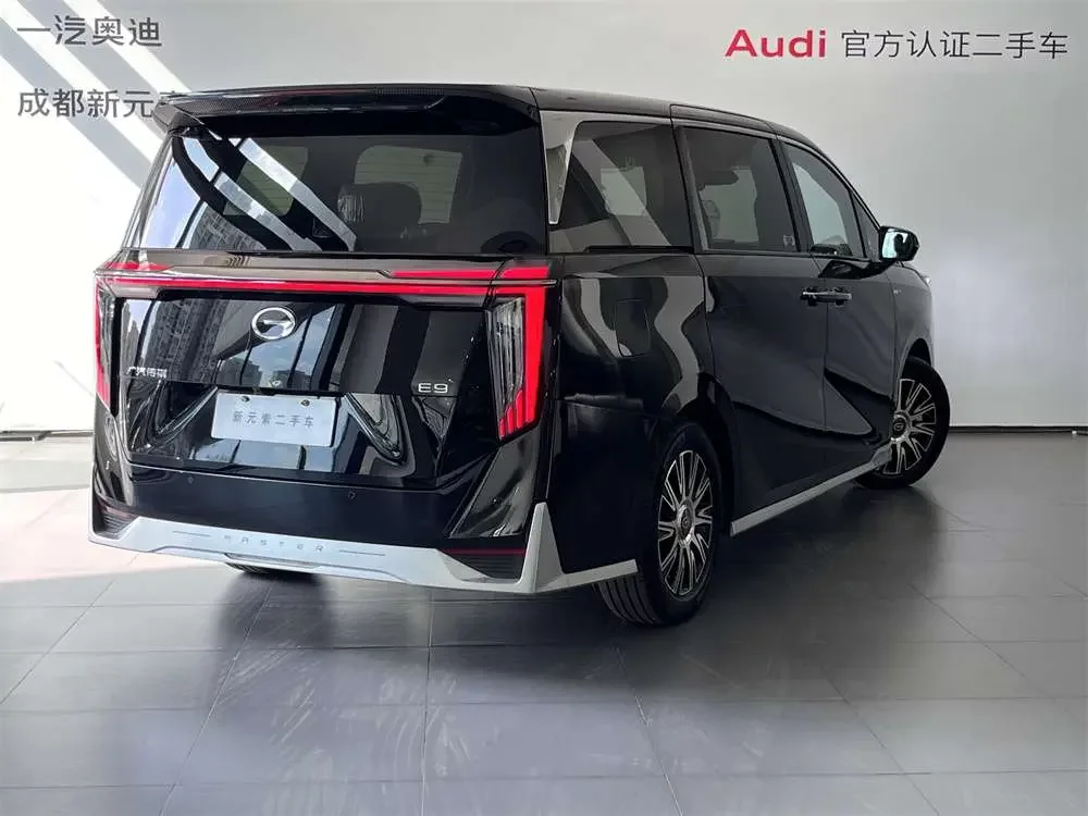 GAC Trumpchi E9 PHEV