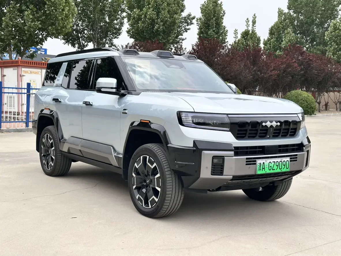 BYD Leopard Leopard 8