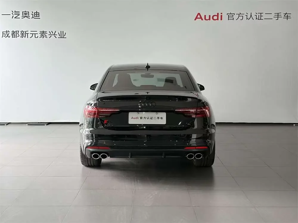 Audi S4