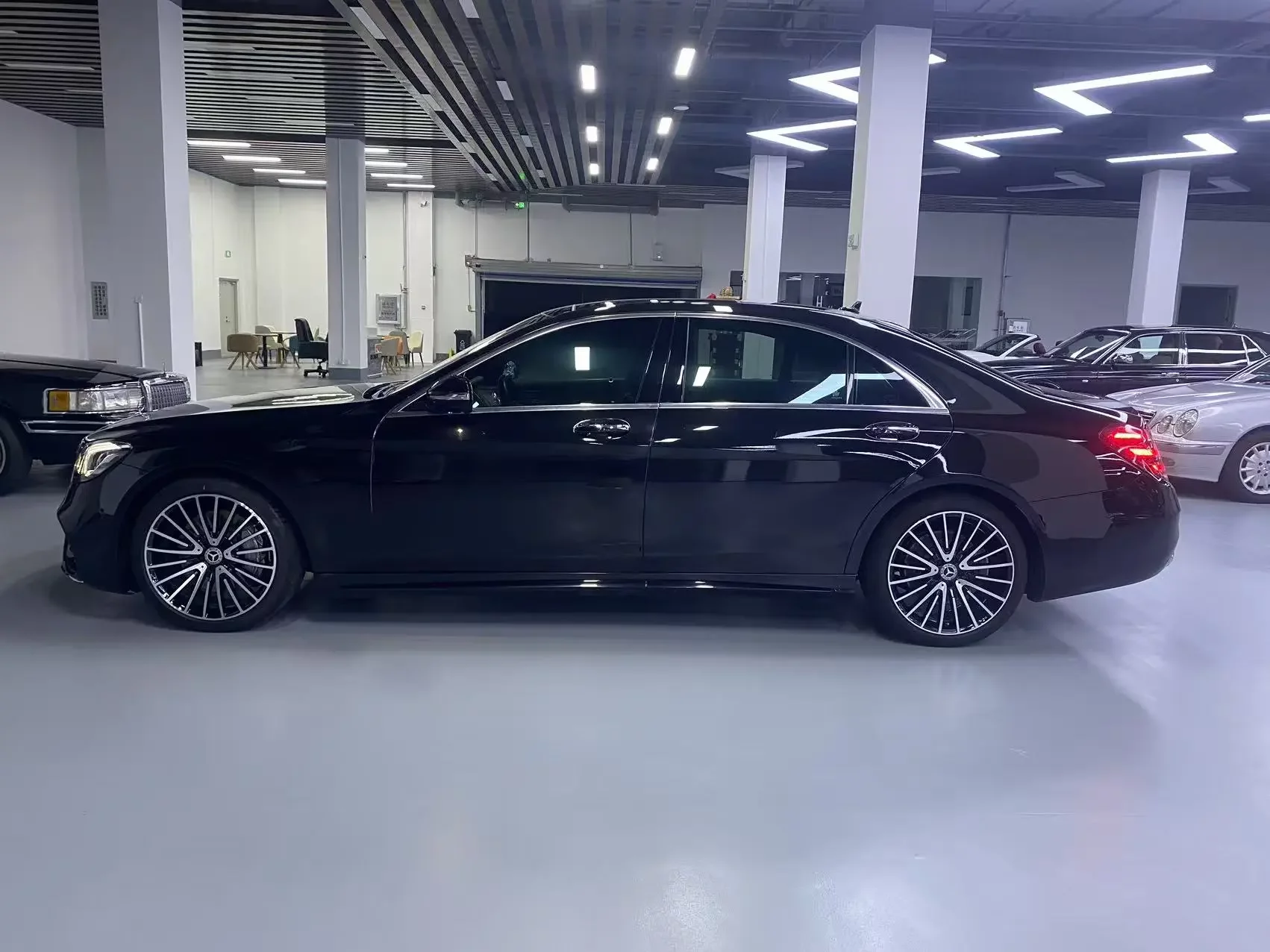 Mercedes-Benz S Class