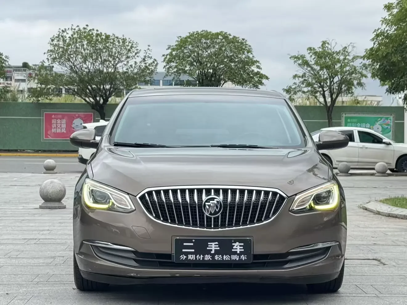 Buick Yinglang