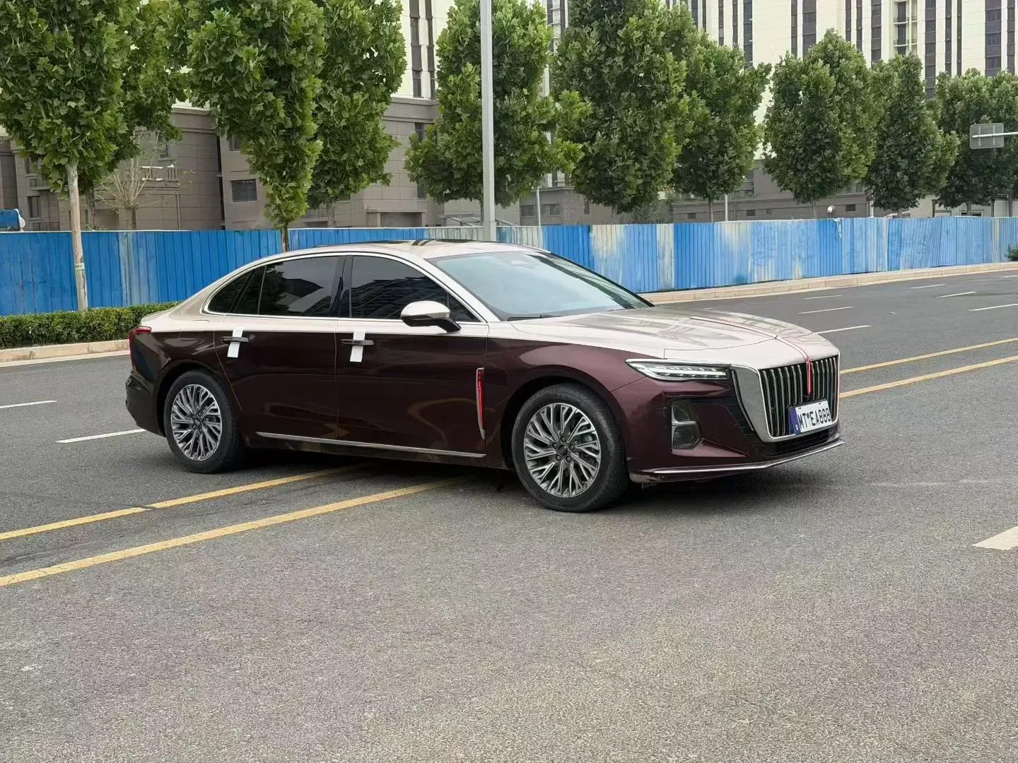 Hongqi H5