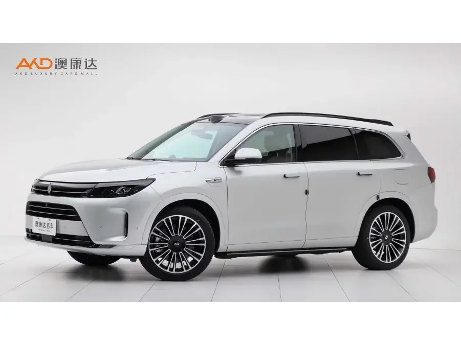 AITO M7 (Wenjie M7)  из Китая