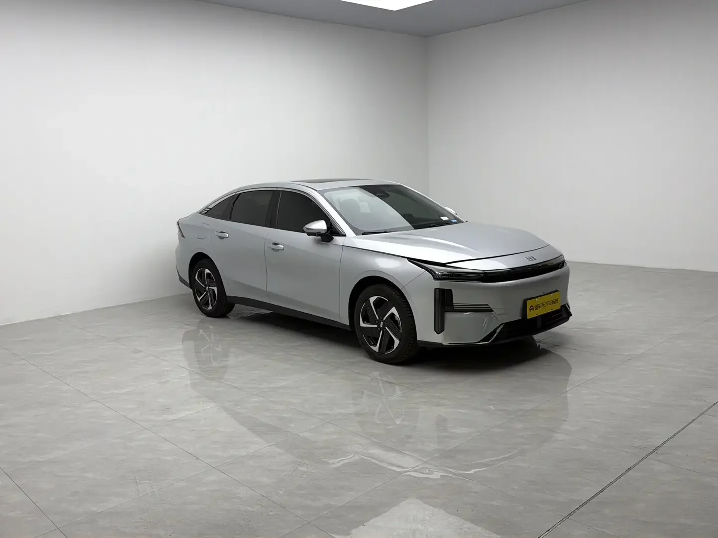 Geely Galaxy L6