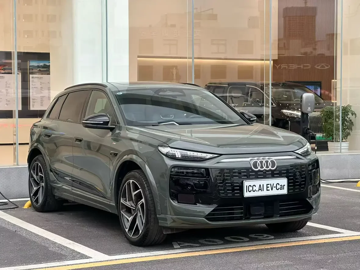 Audi Q6L e-tron