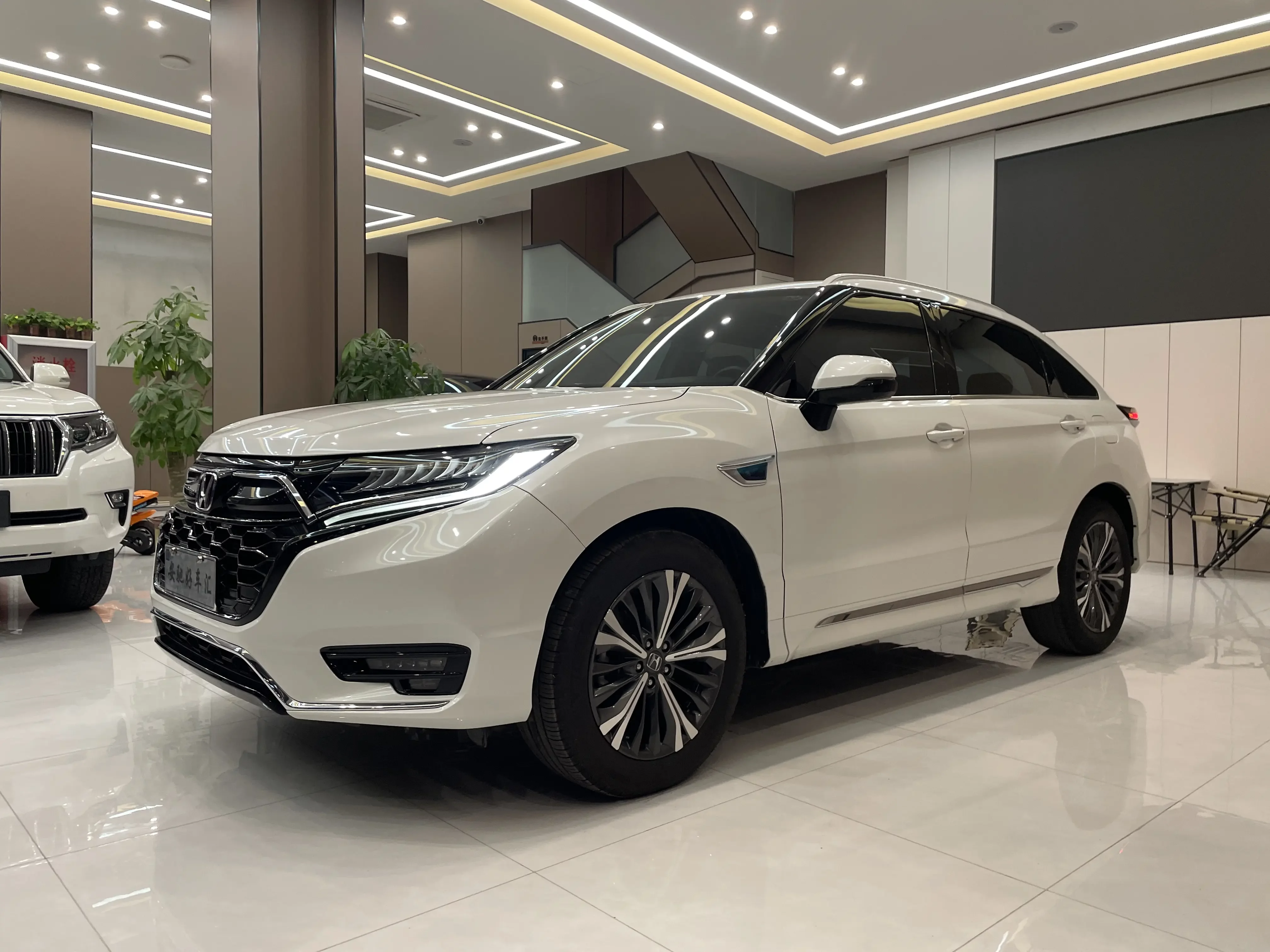Honda UR-V