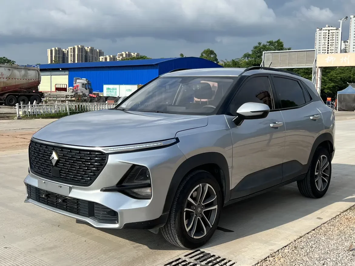 Baojun RS-3  из Китая