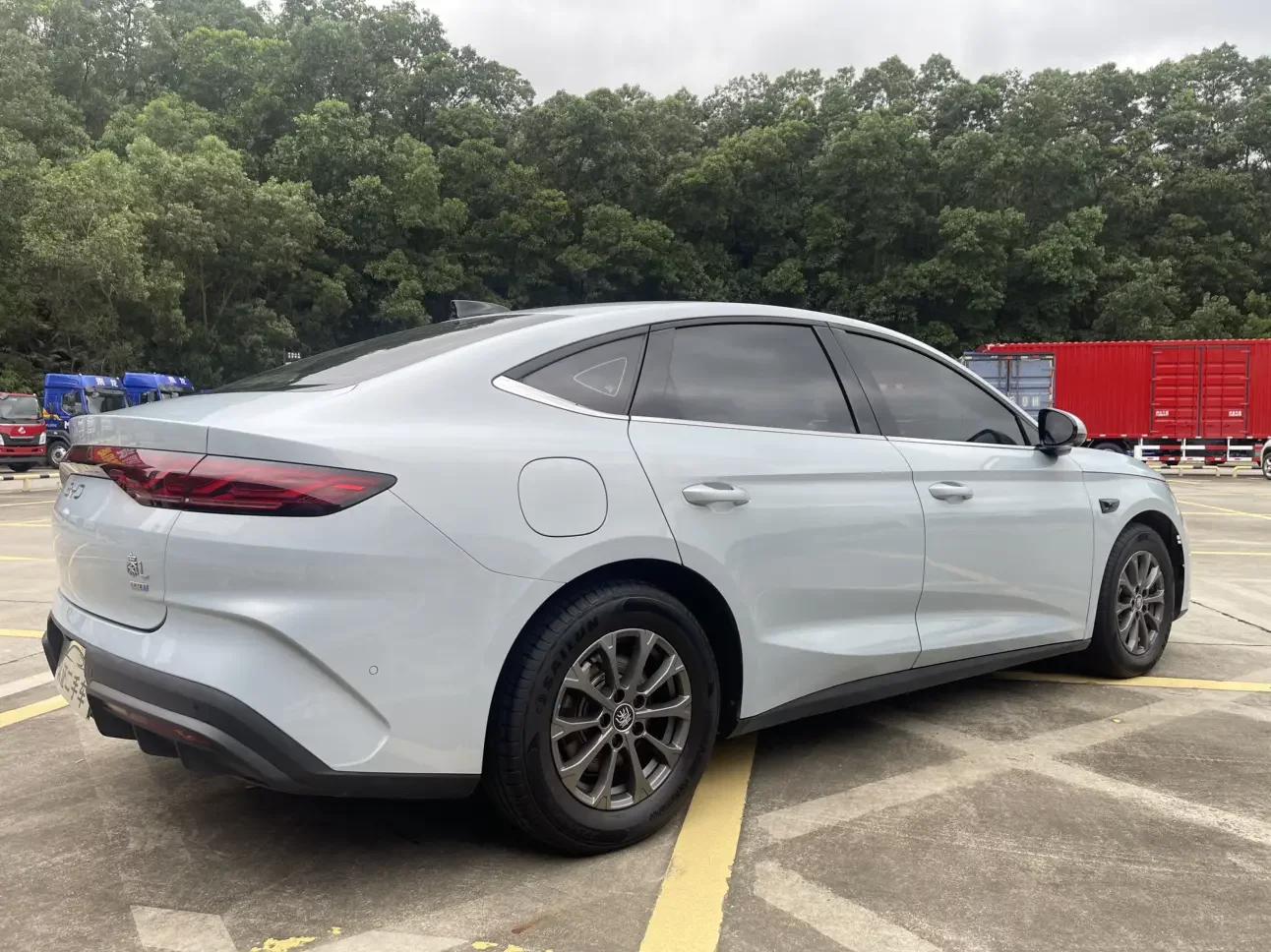 BYD Qin L DM