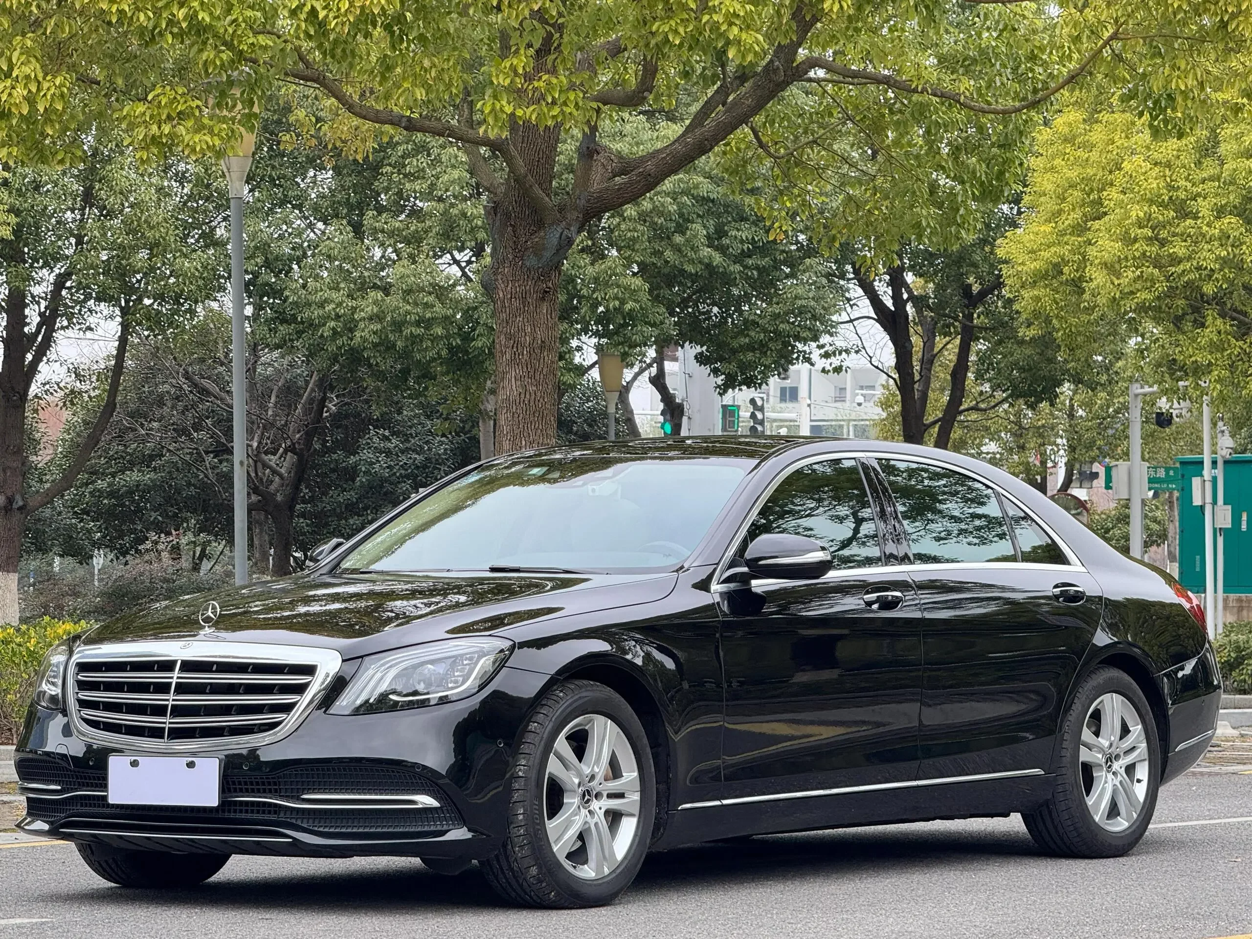 Mercedes-Benz S Class