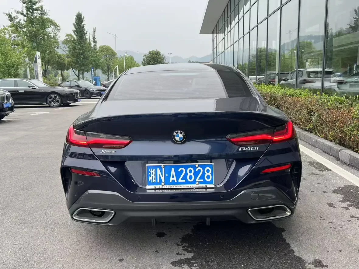 BMW 8 Series