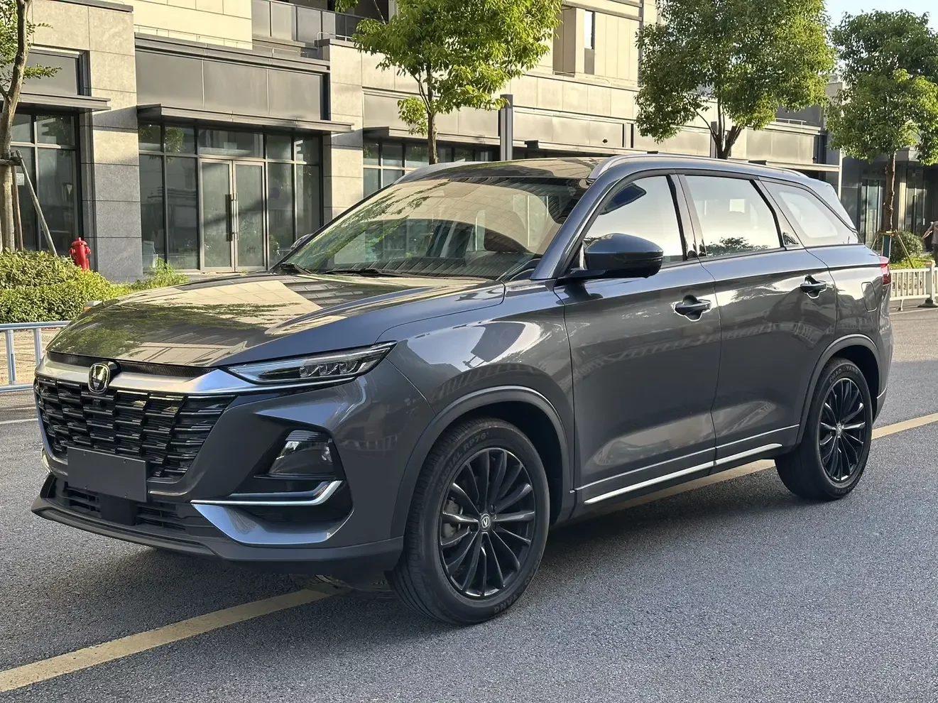 Changan CS75