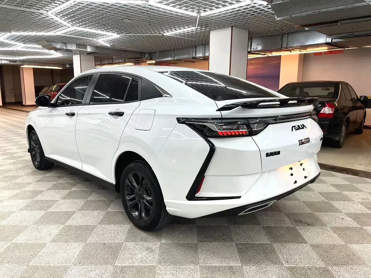 Dongfeng Yixuan