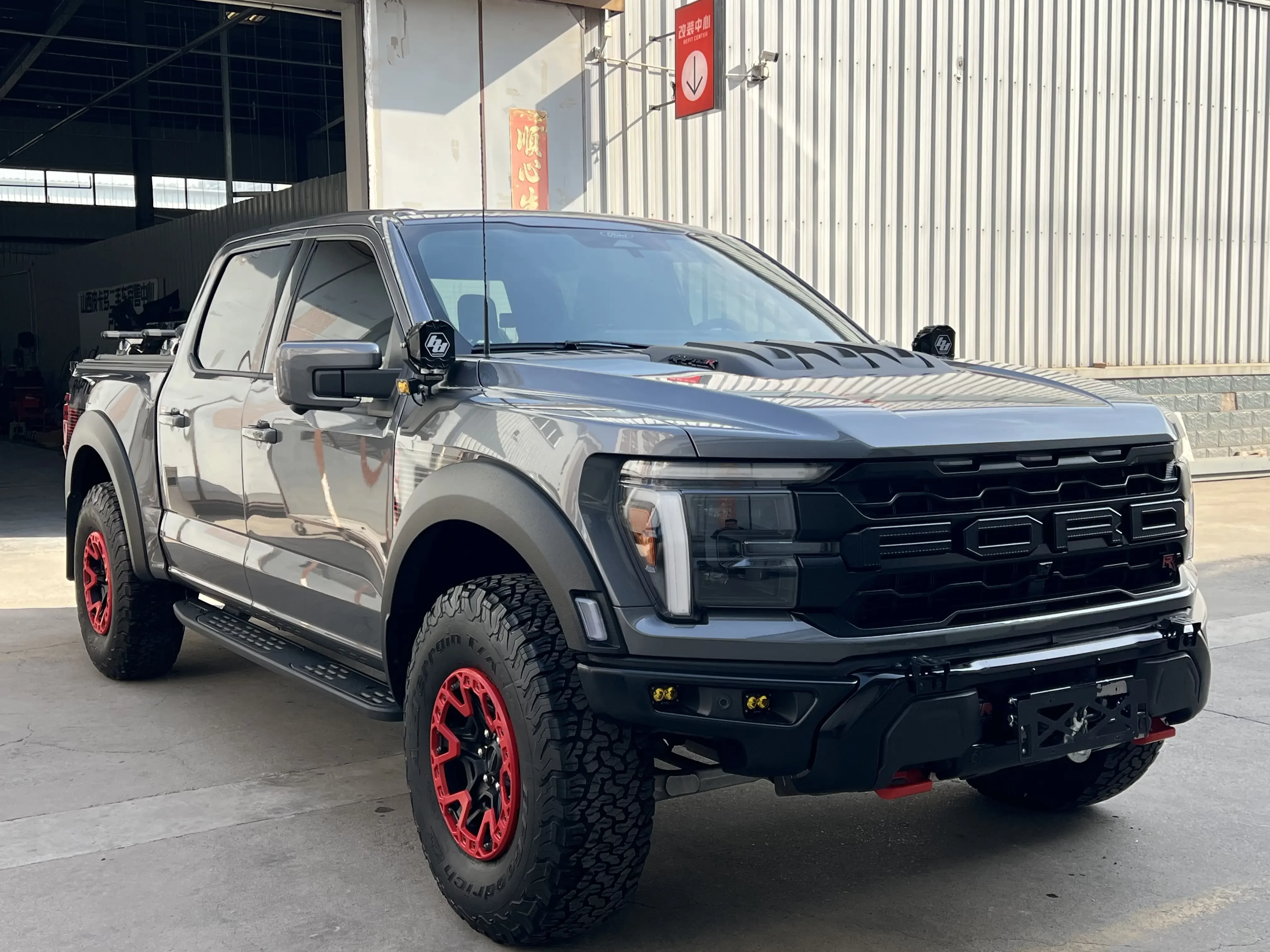 Ford F-150 Raptor