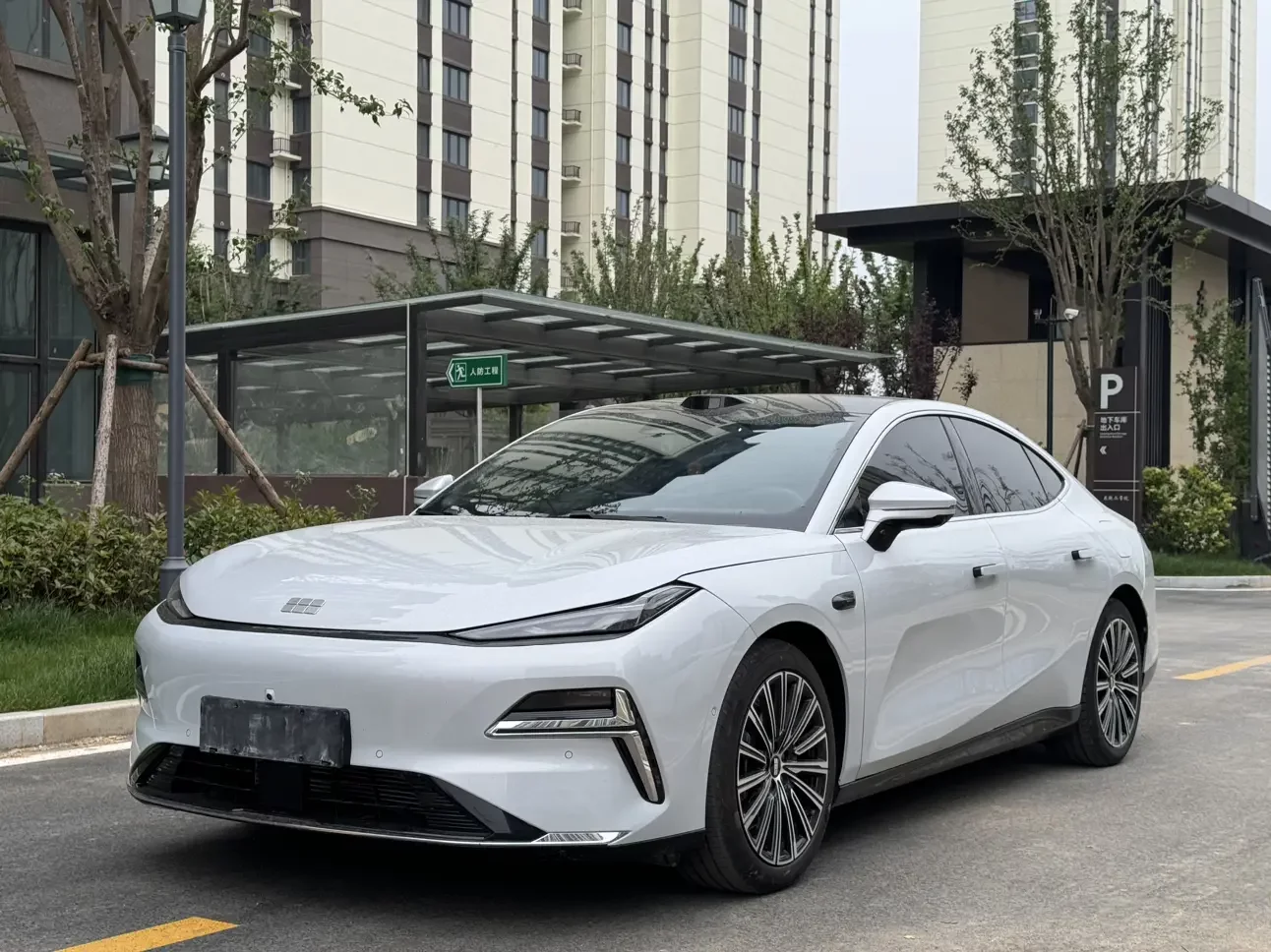 Geely Galaxy Star 8 PHEV