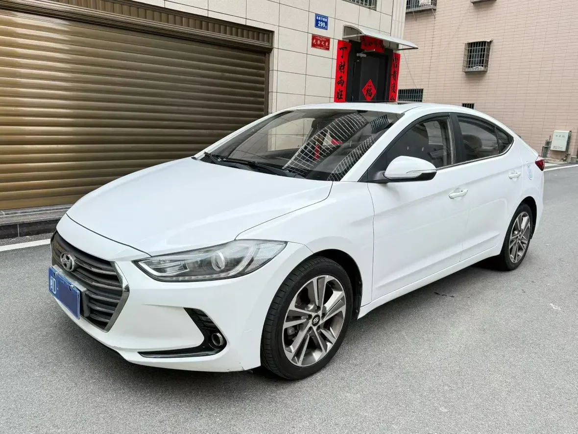 Hyundai lead
