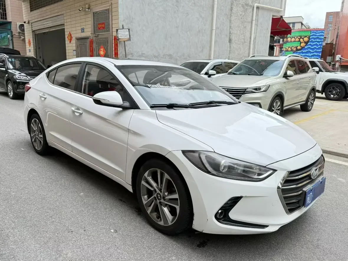 Hyundai lead