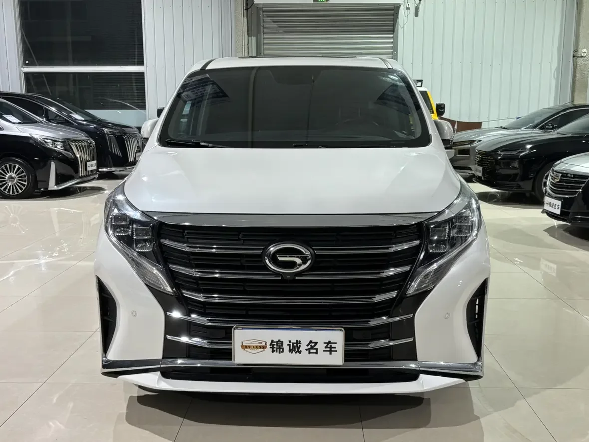 GAC Trumpchi M8  из Китая