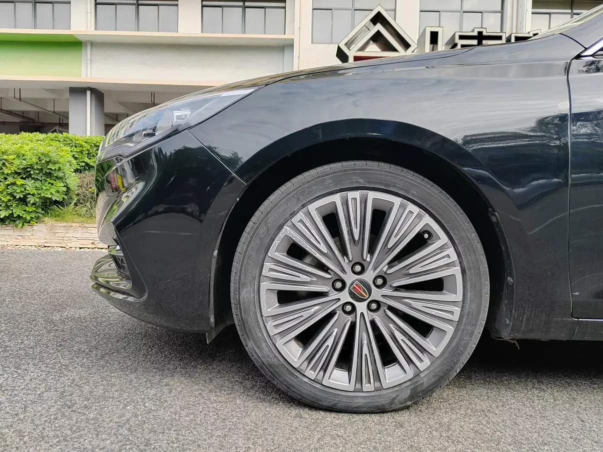 Hongqi H5 classic