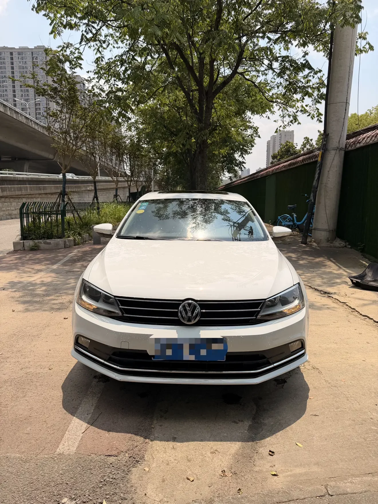 Volkswagen Sagitar