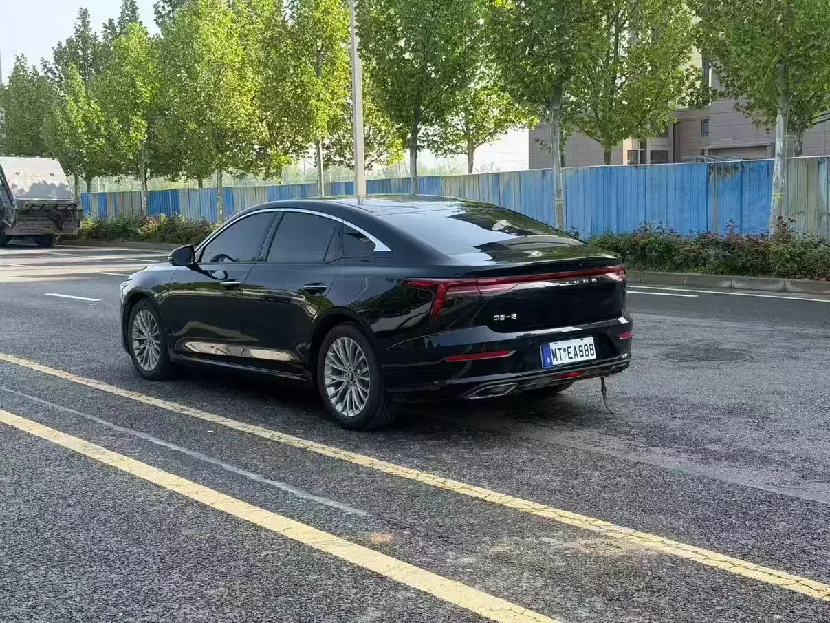 FAW Bestune B70