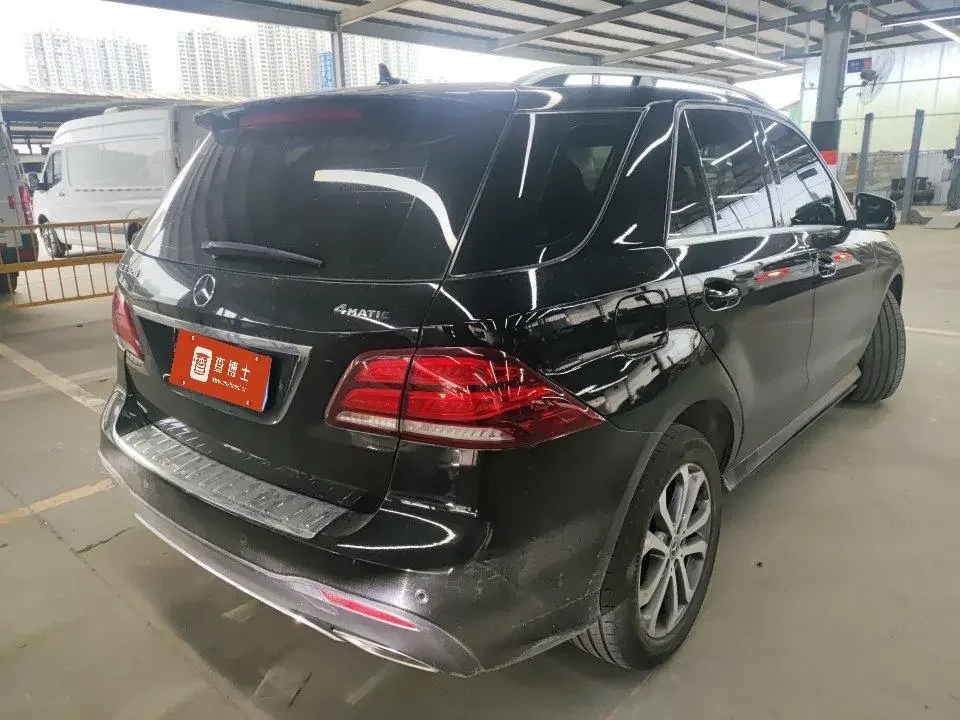 Mercedes-Benz GLE (Imported)