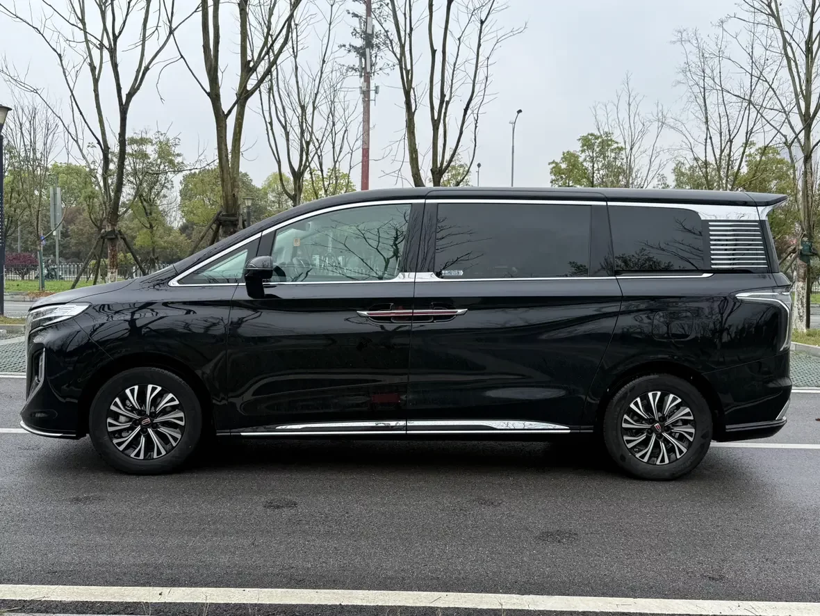 Hongqi HQ9 PHEV