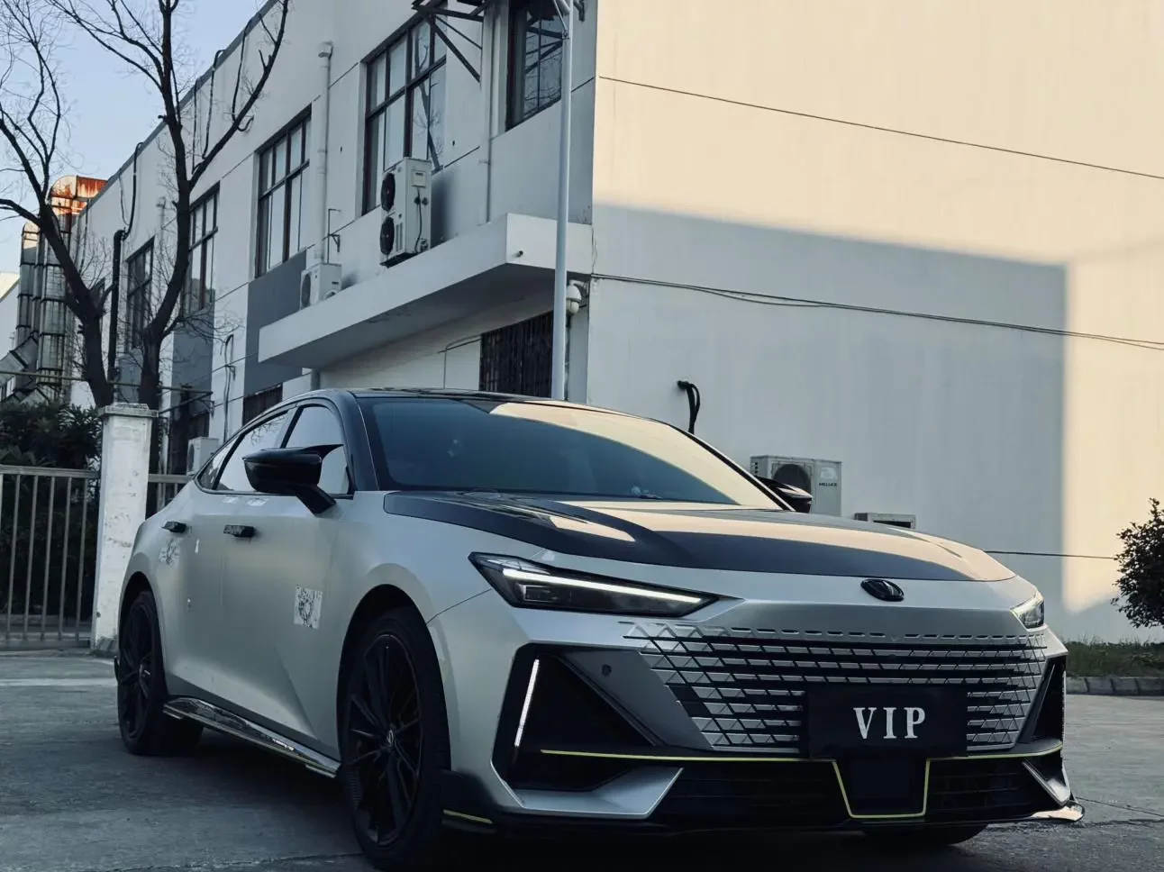 Changan UNI-V