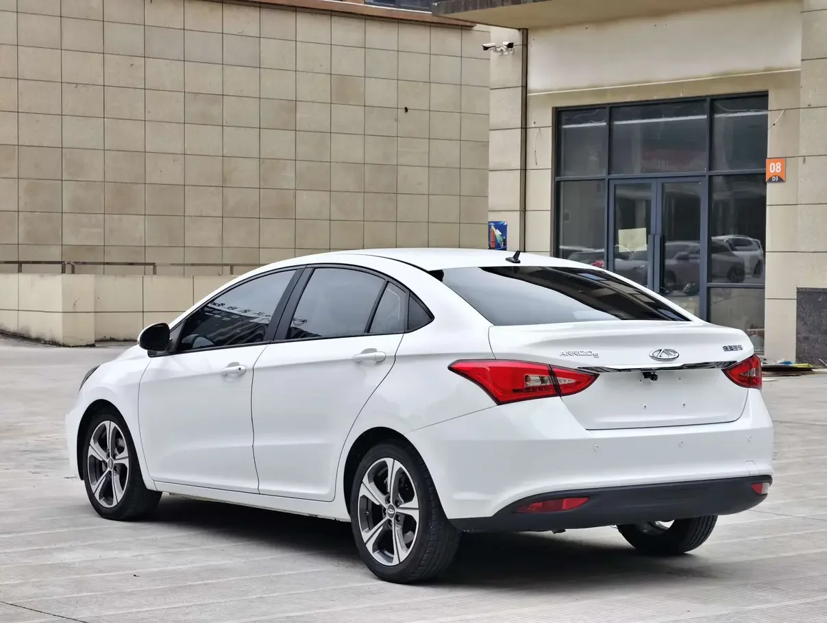 Chery Arrizo 5
