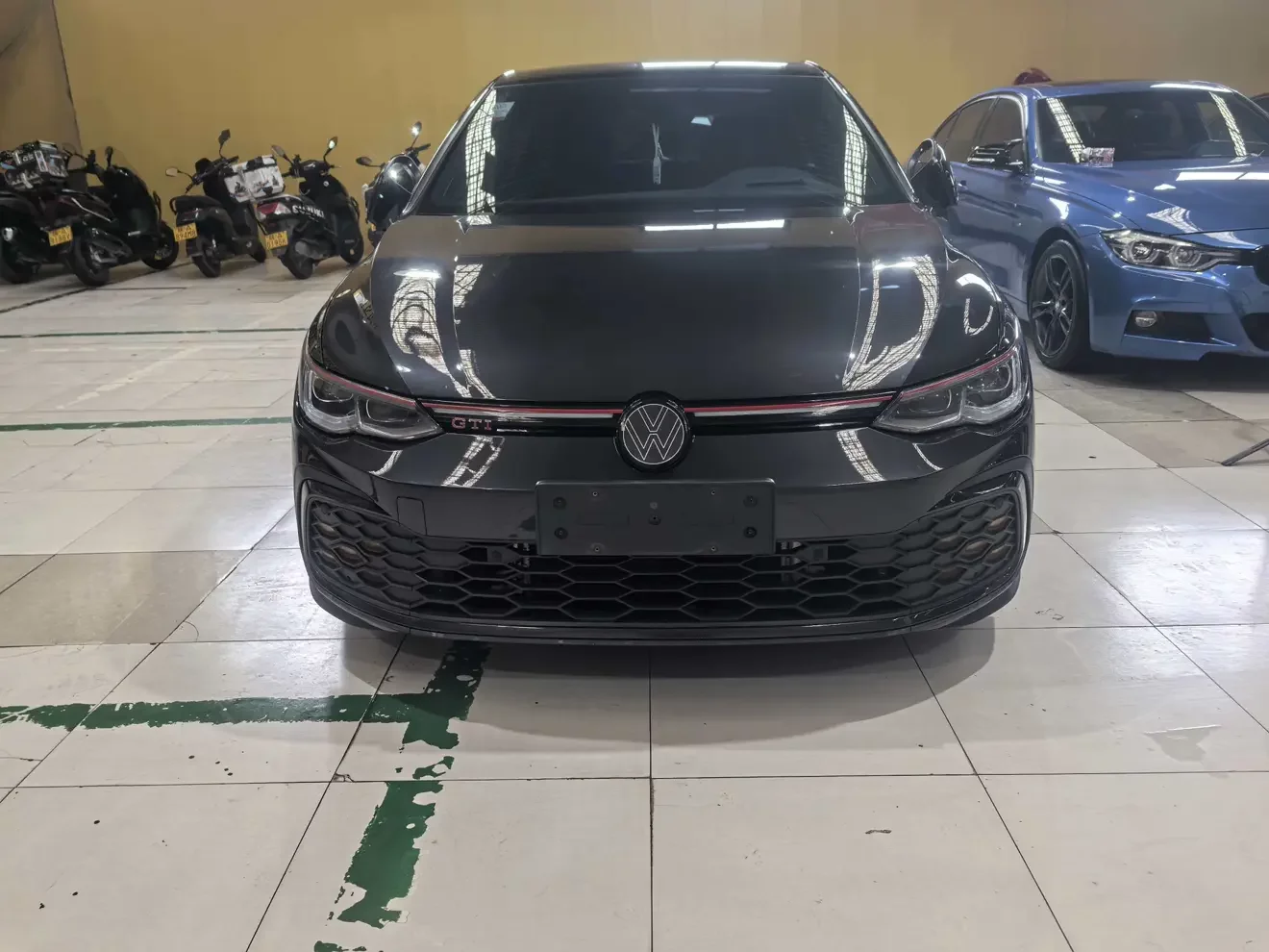 Volkswagen Golf GTI