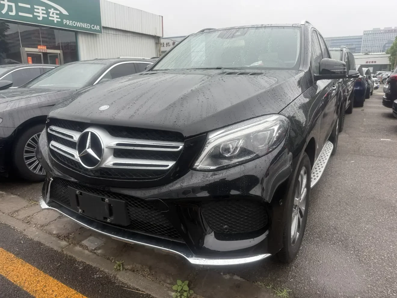 Mercedes-Benz GLE (Imported)