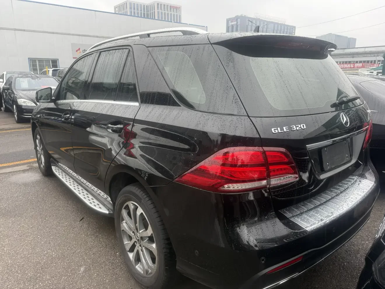 Mercedes-Benz GLE (Imported)