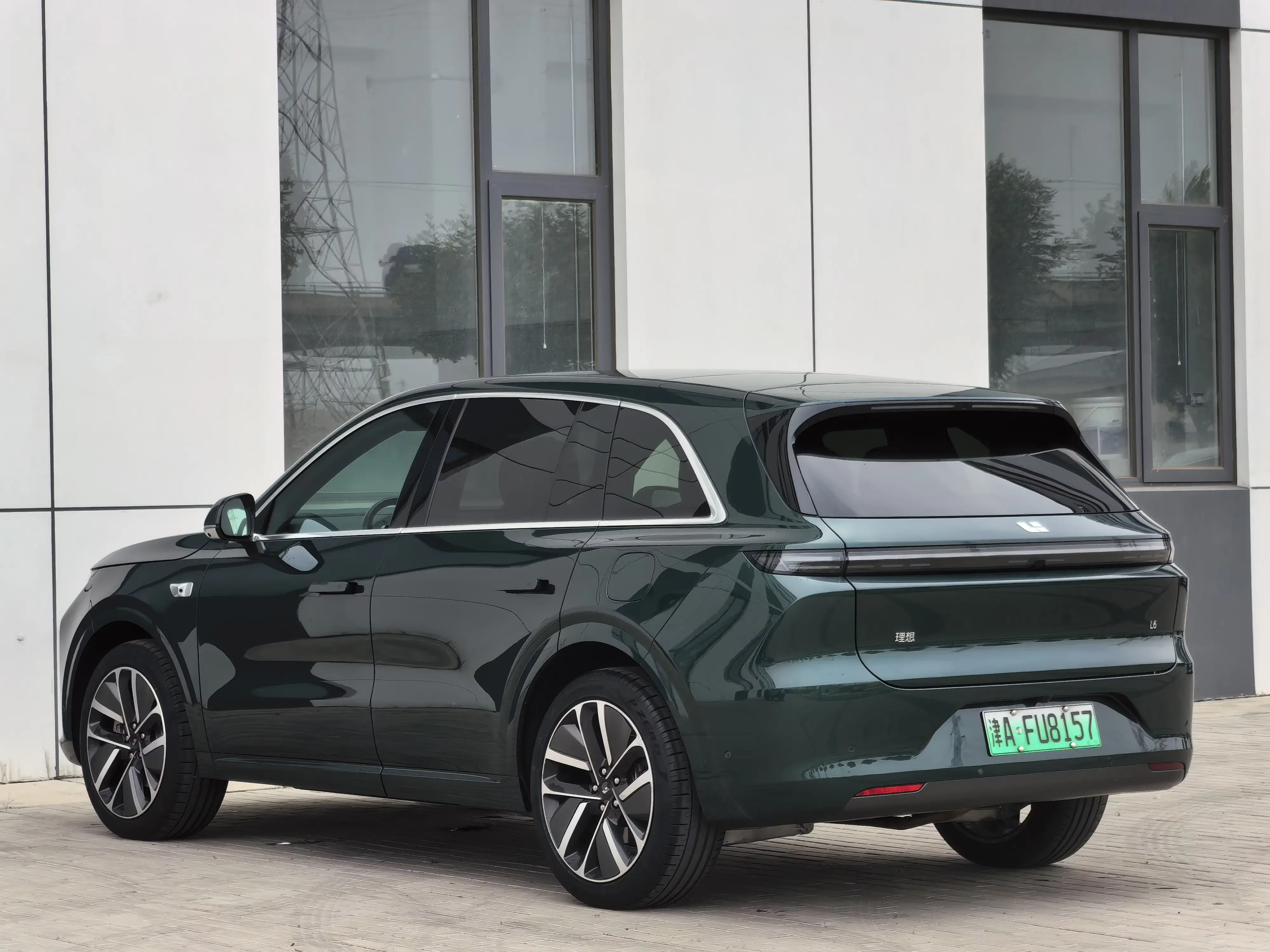 Lixiang L6