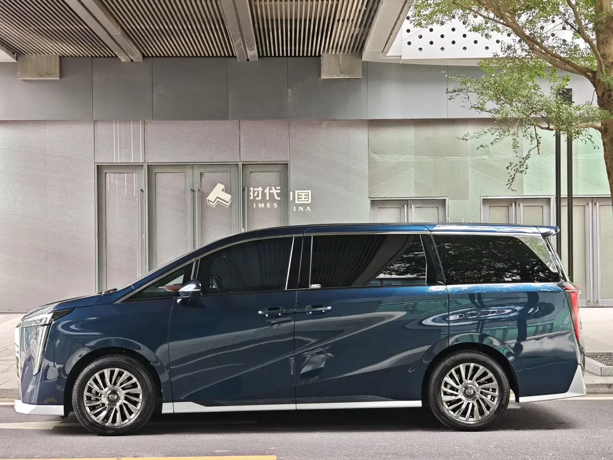 GAC Trumpchi M8