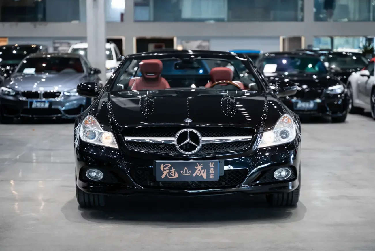 Mercedes-Benz SL Class