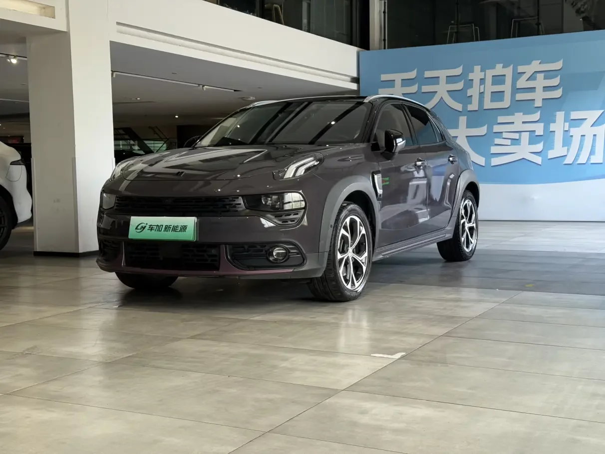 Lynk & Co 02 PHEV