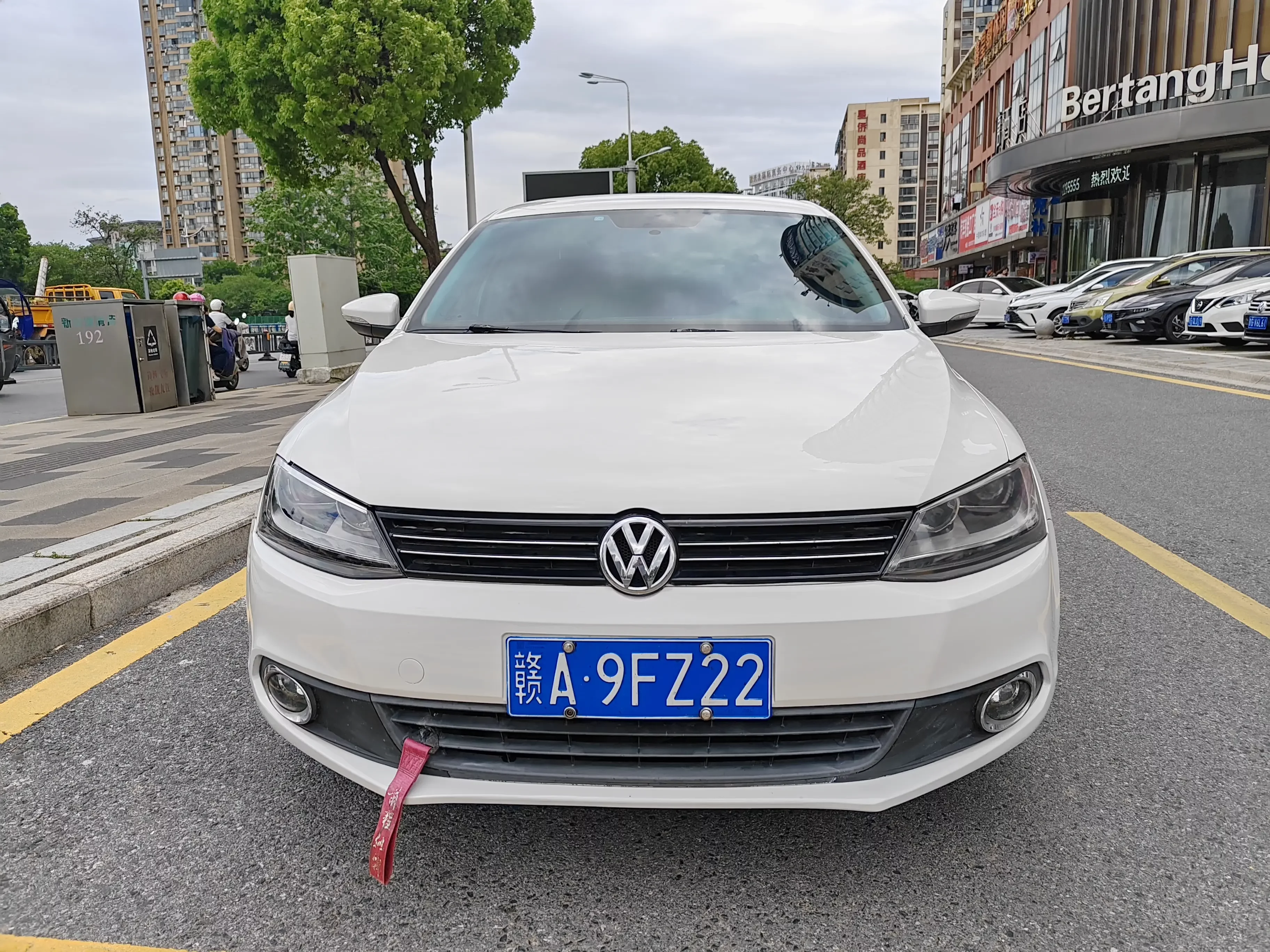 Volkswagen Sagitar