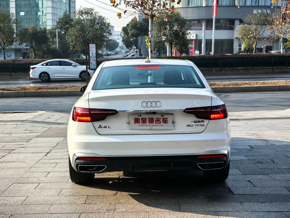 Audi A4L