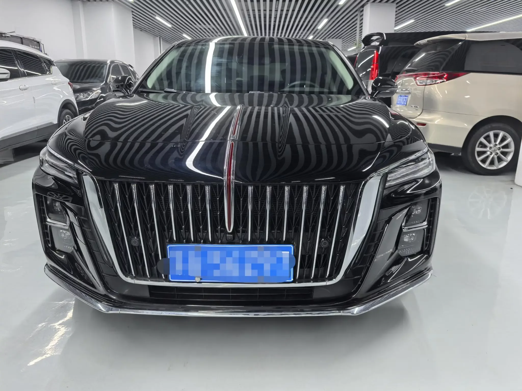 Hongqi H5