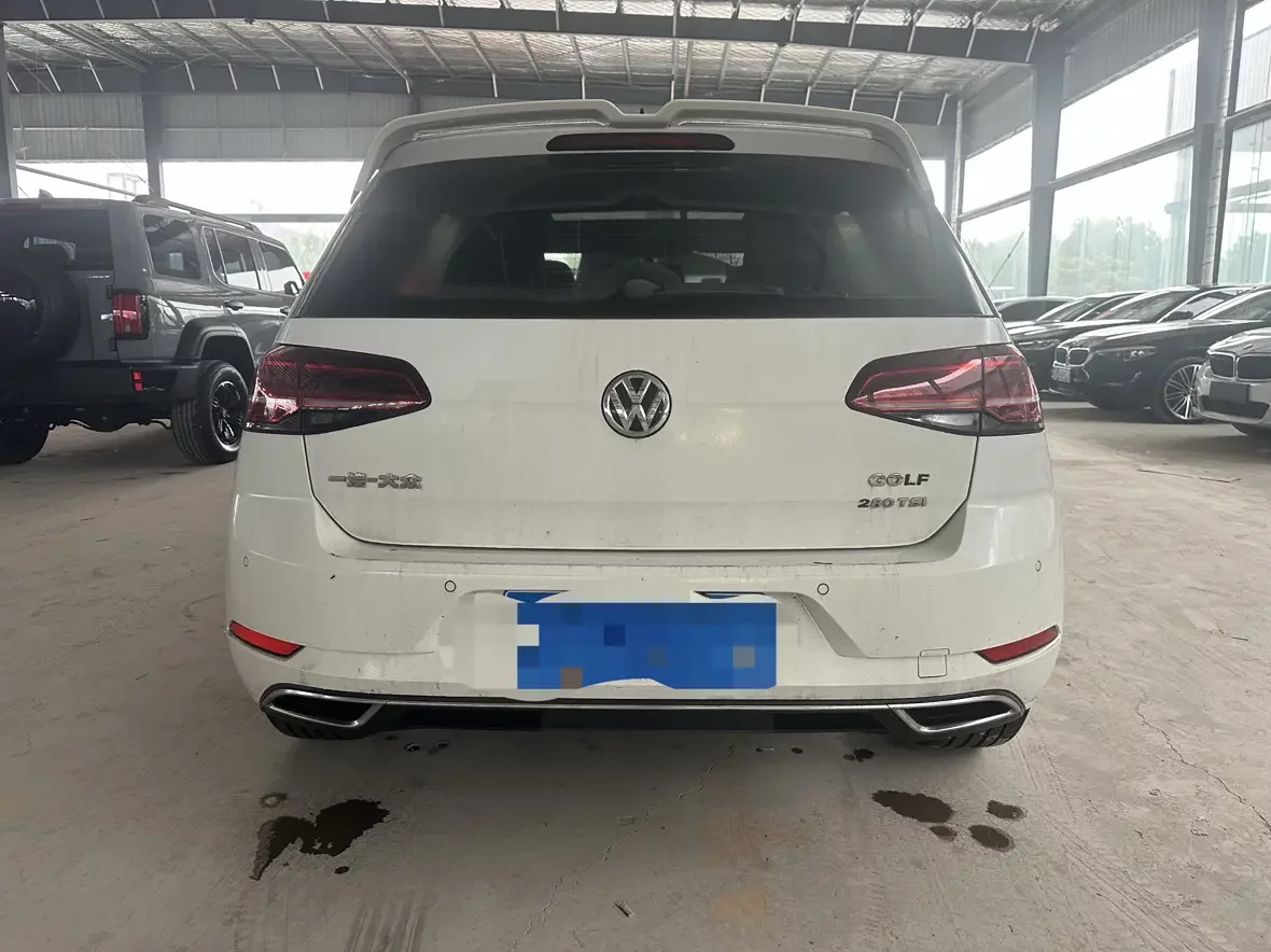 Volkswagen golf
