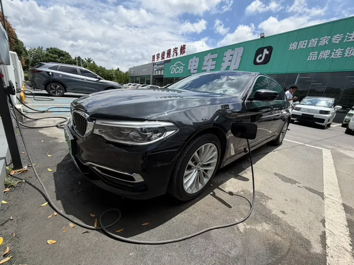 BMW 5 Series PHEV