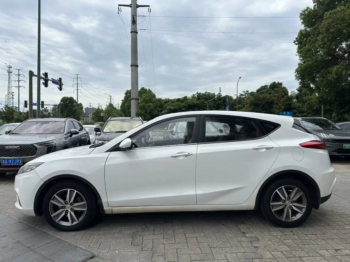 Changan Eado XT